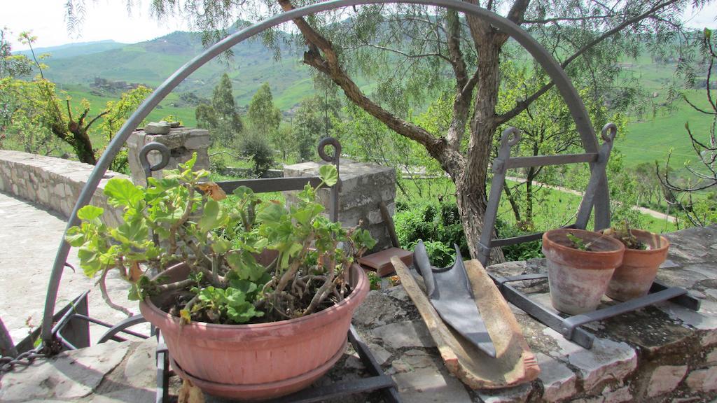 Agriturismo Capuano Villa Gangi Bagian luar foto